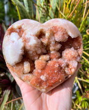 Load image into Gallery viewer, Pink Amethyst Heart - Florida Sol Crystal Co
